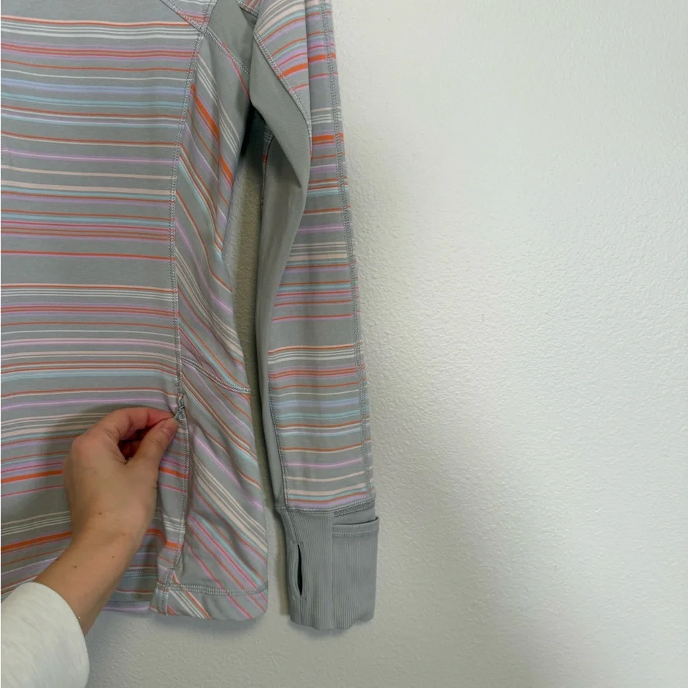 Lululemon Race With Grace 1/2 Zip II Sanctity Stripe top Women’s Sz‎ 6